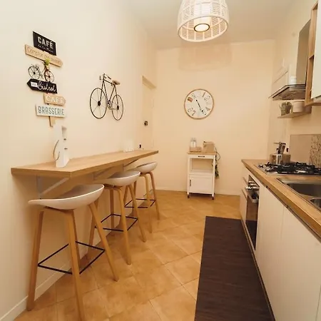 Apartment Stanzione 11 - Charming Flat In The Heart Of Vomero